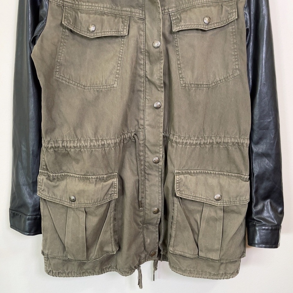 ARITZIA | TALULA TROPER ARMY UTILITY FAUX LEATHER SLEEVE JACKET - Picture 6 of 16